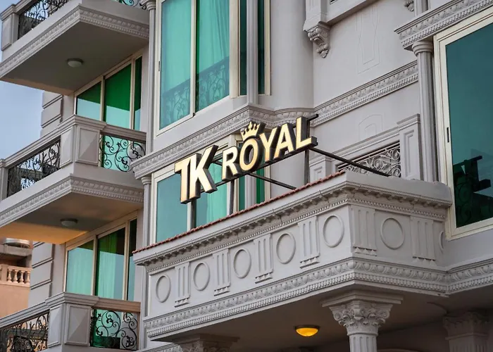 Tk Royal & Hotel 4*