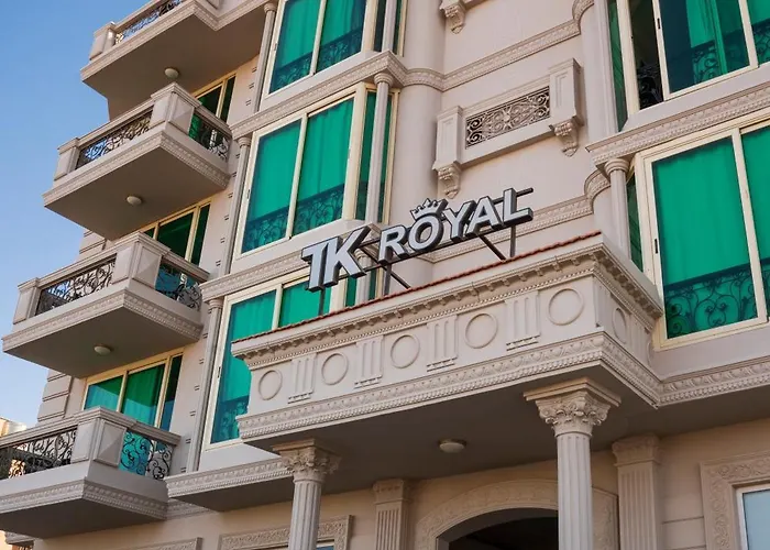 Tk Royal & Hotel 4*