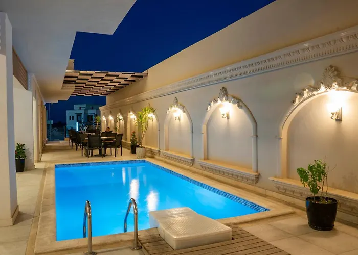 Tk Royal & Hotel 4*