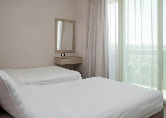 Tk Royal & Hotel 4*