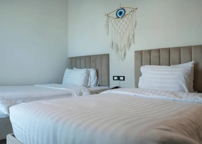 Tk Royal & Hotel 4*